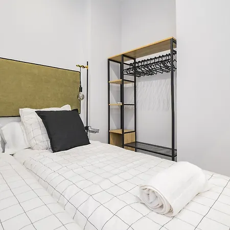 Cubo's Lauro Golf Buganvilla Apartment