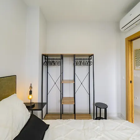 Cubo's Lauro Golf Buganvilla Apartment *